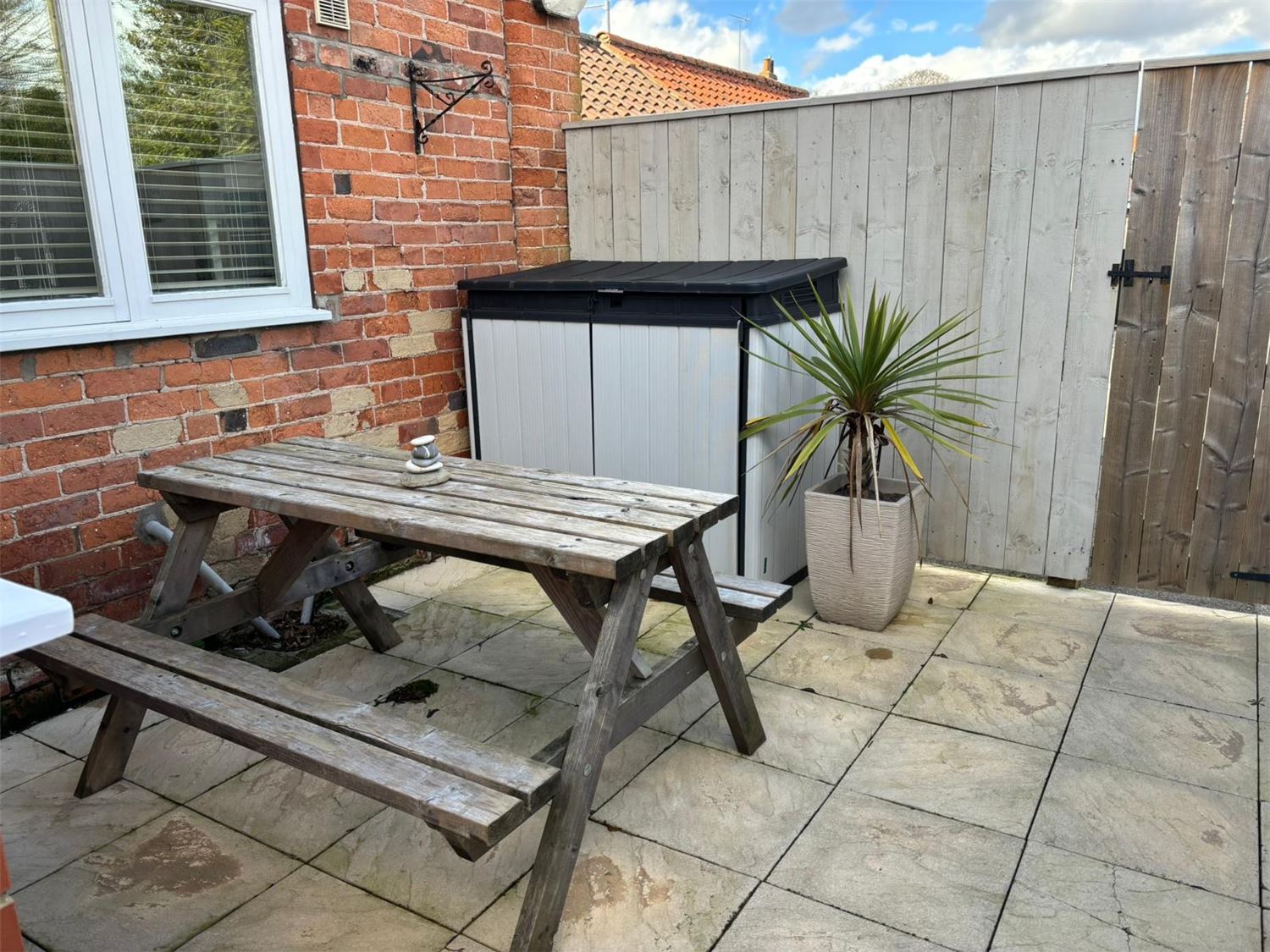 Potters Lodge Cottage for rent in Hornsea, East Yorkshire