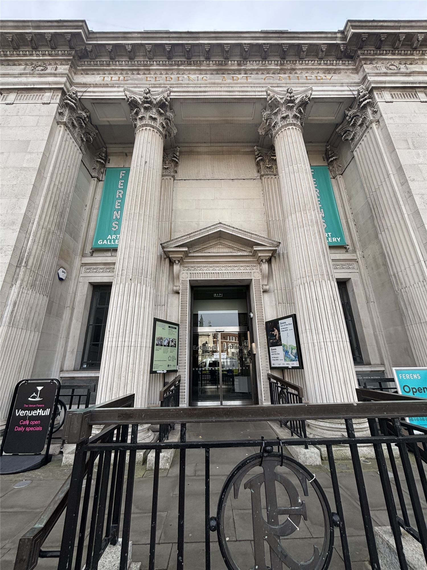 Image of the exterior of the Ferens Art Gallery
